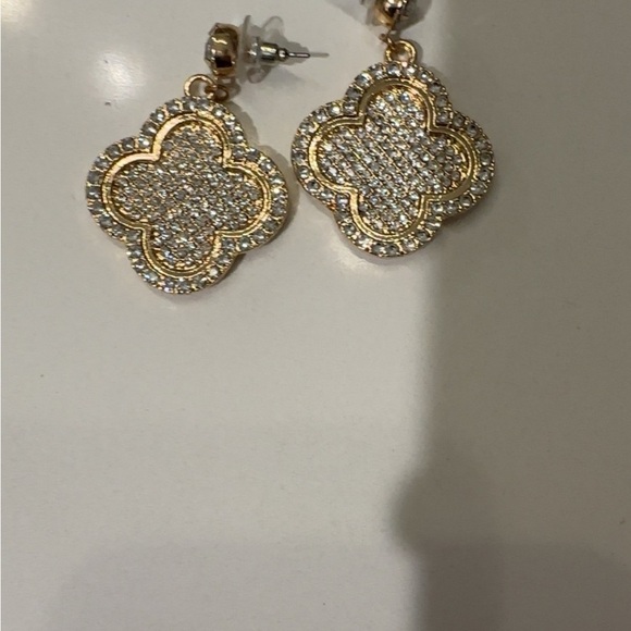 Brand New Clover Earrings - Picture 3 of 5